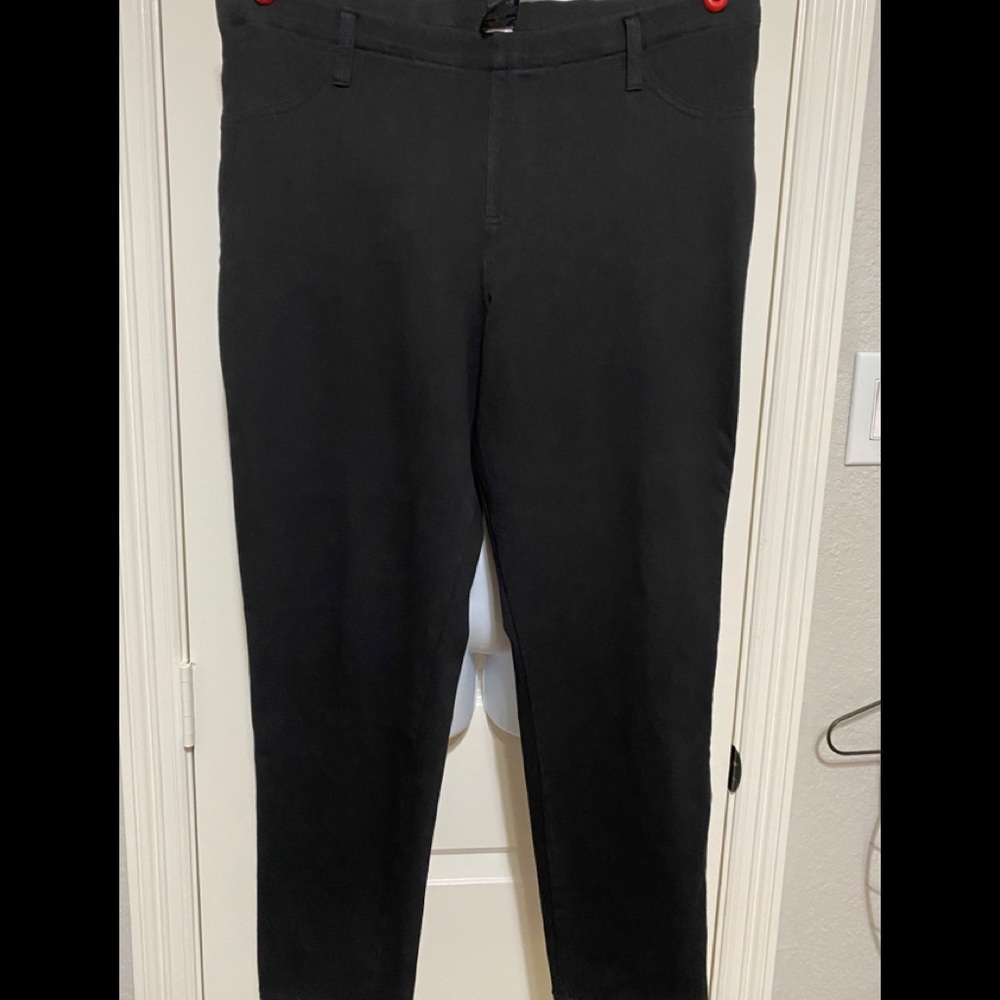 Women’s stretch leggings